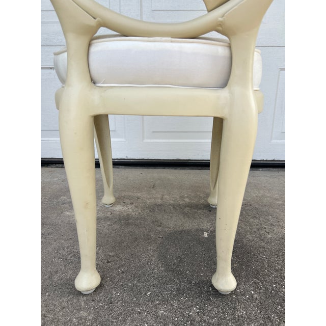 1960s Vintage Hollywood Regency Era Palm Leaf Motif Chair in Style of Tropitone Veneman Collection by Brown Jordan For Sale - Image 4 of 13