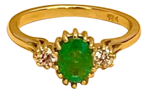 Oval Cut Emerald & Diamond Ring in 18 Karat Yellow Gold