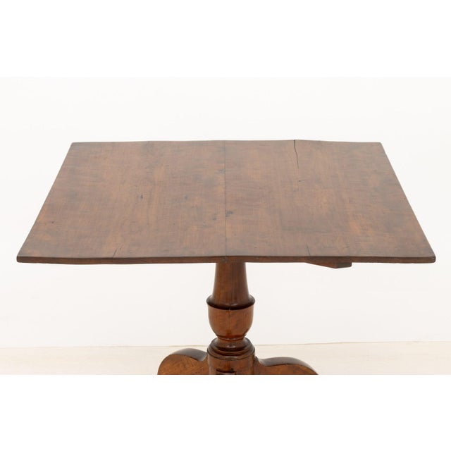 19th Century American Walnut Tilt-Top Tripod Table, 19th Century For Sale - Image 5 of 10