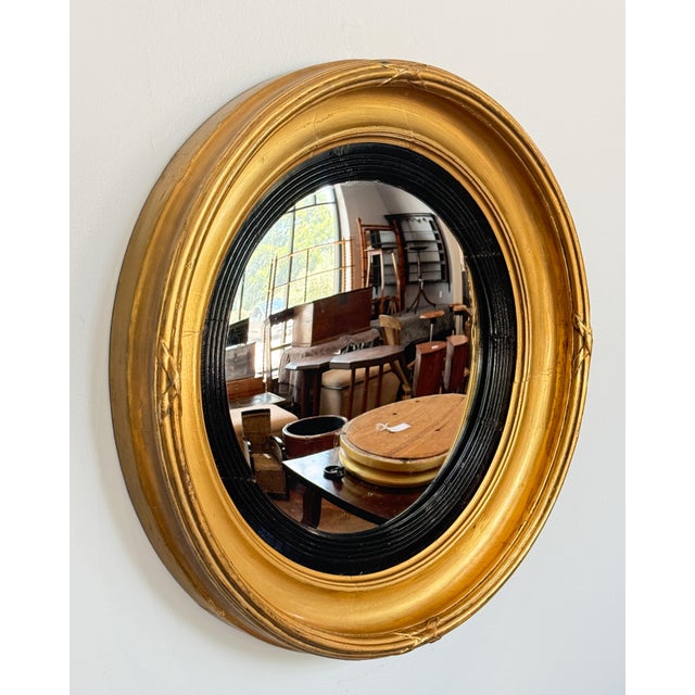 English English Gilt Framed Convex Mirror From the Regency Era (Dia 18 1/4) For Sale - Image 3 of 6