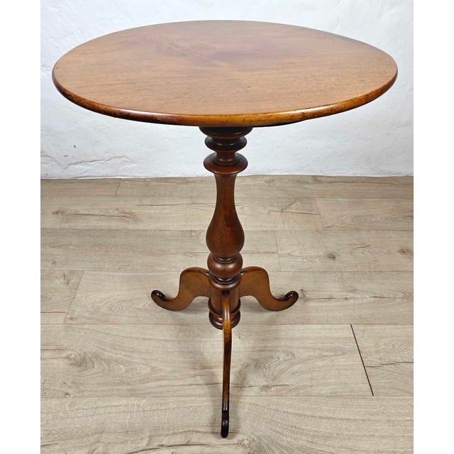 This exquisite Victorian tripod side table displays excellent is sure to make a statement in many period styled home...
