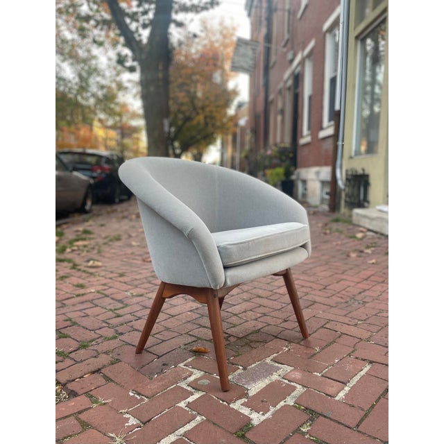 Gray 1960s Fully Redone Milo Baughman for Thayer Coggin Accent Chair For Sale - Image 8 of 12