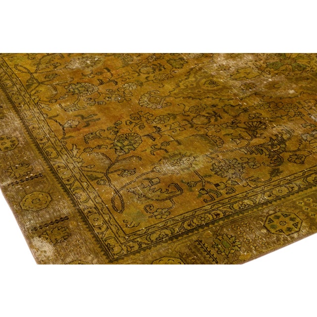 1950s Goldenrod Vintage Distressed Handmade Medallion Wool Rug 6'6" X 9'10" For Sale - Image 5 of 10