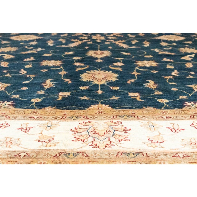 Brown Middle Eastern Rug in Wool For Sale - Image 8 of 11