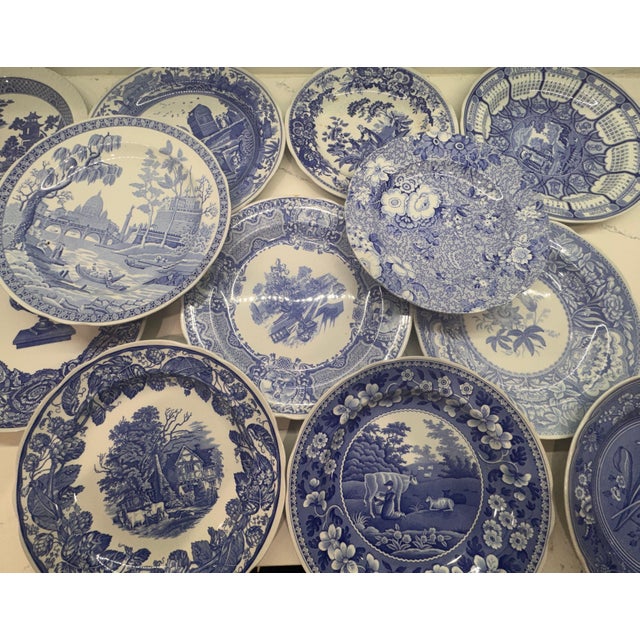 Classic and versatile, this set of vintage Spode decorative plates from the 1990s but first introduced in the 1800s...