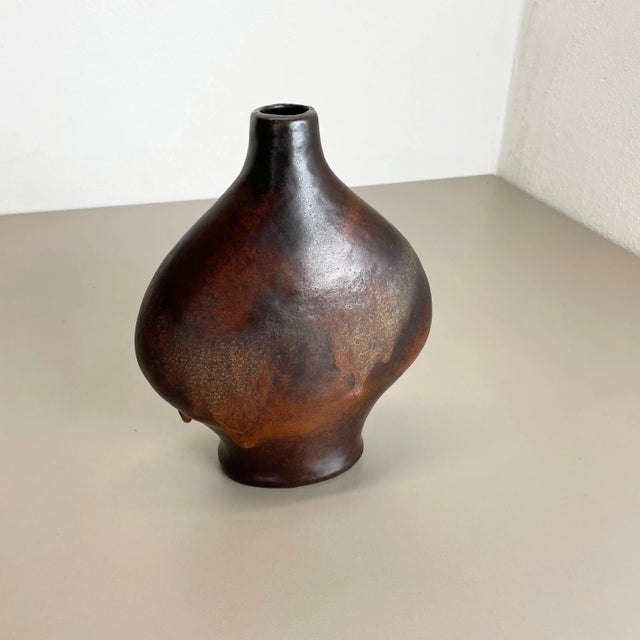 German Fat Lava Ceramic Pottery Vase by Gerda Heukoth for Carstens Tönnieshof, 1970s For Sale - Image 3 of 18