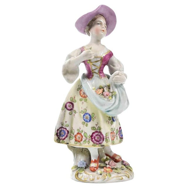 20th Century Ceramic Young Girl Sculpture by School of Capodimonte, Italy For Sale - Image 6 of 6