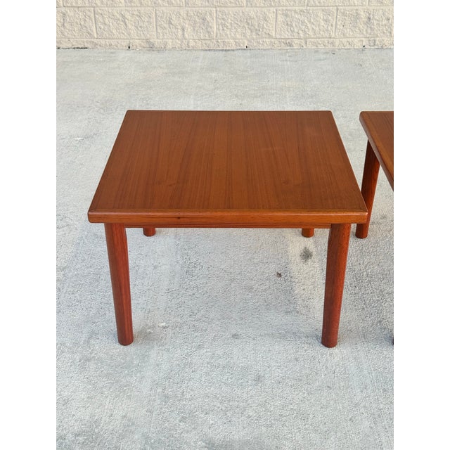 Wood Pair of Mid Century Modern Danish Teak End / Side Tables For Sale - Image 7 of 7