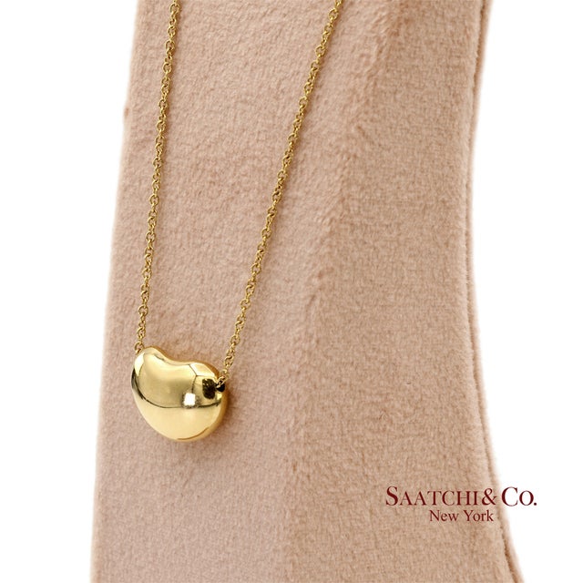 Early 21st Century Tiffany&Co. Elsa Peretti 18k 750 Solid Yellow Gold Bean Design Pendant Necklace For Sale - Image 5 of 13