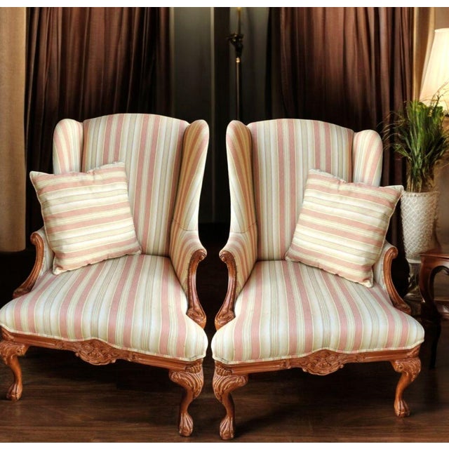Wood Pair of Vintage Louis XV-Style Bergère Wingback Chairs by Craftmaster. For Sale - Image 7 of 10