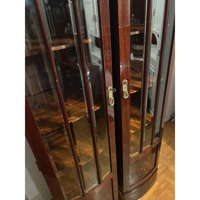 Art Nouveau Pillar Display Cases, 1910, Set of 2 For Sale - Image 4 of 13