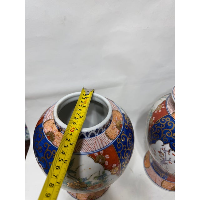 Pair of Japanese Imari Porcelain Covered Vases / Ginger Jars With Lids by l.j For Sale - Image 10 of 17