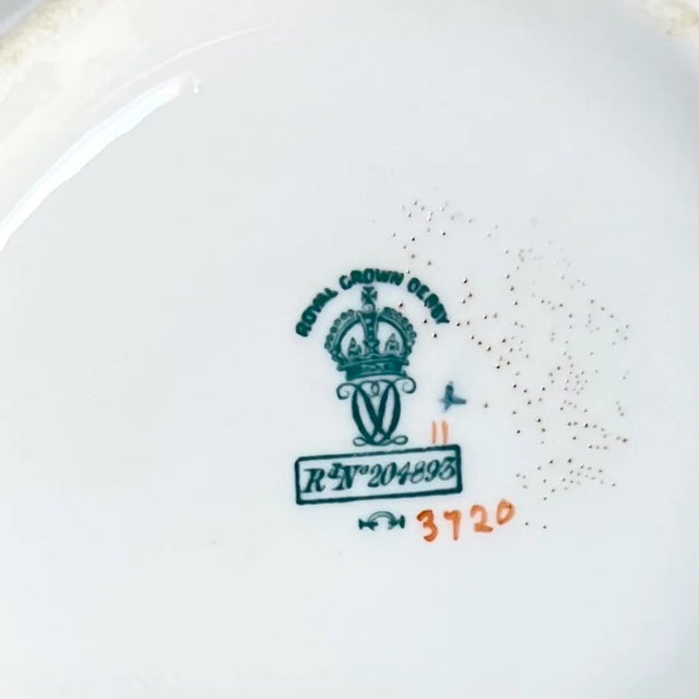 Royal Crown Derby Porcelain 19th Century Royal Crown Derby Blue & White Cereal Bowl & Milk Jug, Pair For Sale - Image 4 of 4