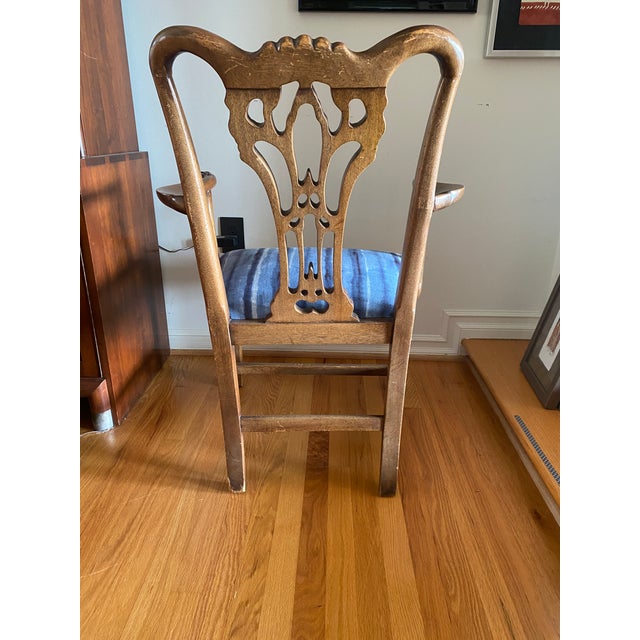 Thomas Chippendale 1980s 10 Georgian Chippendale Style Dining Chairs — 2 Armchairs and 8 Side Chairs For Sale - Image 4 of 7