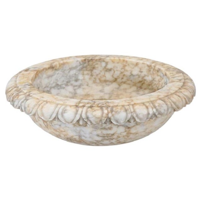 20th Century Circular Sink in Marble, 1890s For Sale - Image 13 of 13