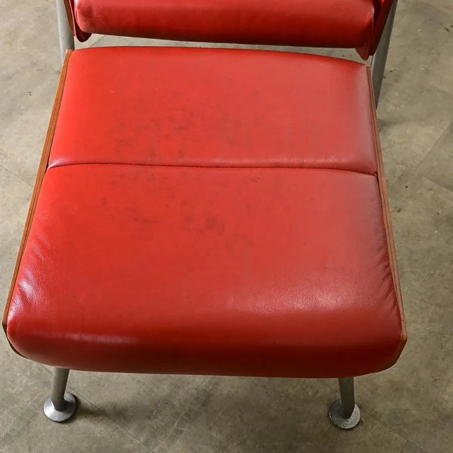 Mid-Century Modern Modern Pair of Leather Armchairs & Ottoman by Wilkhahn For Sale - Image 3 of 12
