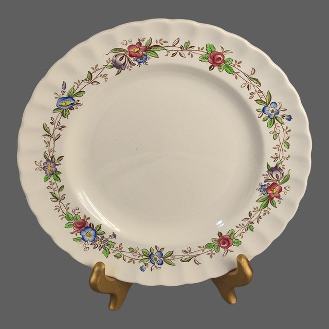 English Vintage Spode Copeland England Felicity Floral Pattern 9'' Plates - Set of Four For Sale - Image 3 of 7