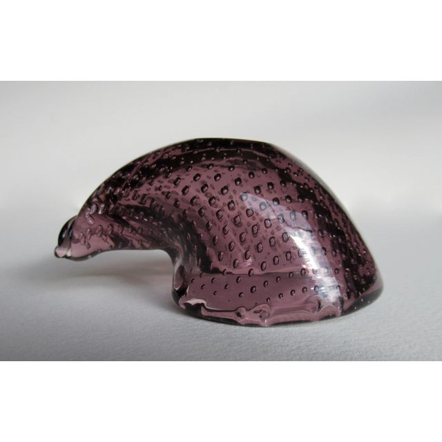 Mauve C.1960's Italian Hand Blown Alfredo Barbini Murano Salt Cellar Mauve With Bullicante Bubble Inclusions For Sale - Image 8 of 10
