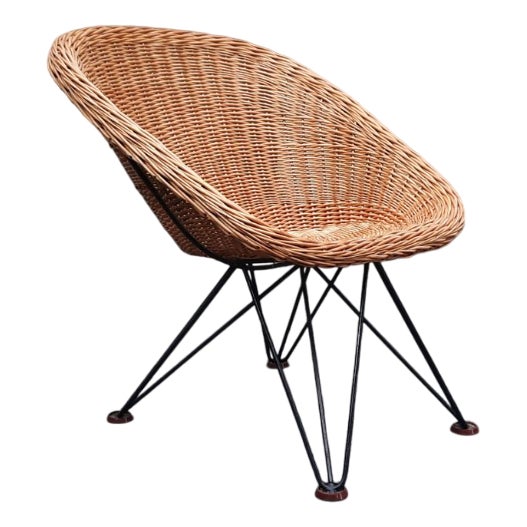 Mid-Century Modern Wicker Chair by Teun Velthuizen for Urotan, 1950s For Sale