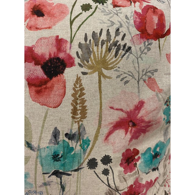 Red Pair of 20" Pillows With a Water Color-Like Red Poppy Floral Pattern - Made in Uk. For Sale - Image 8 of 12