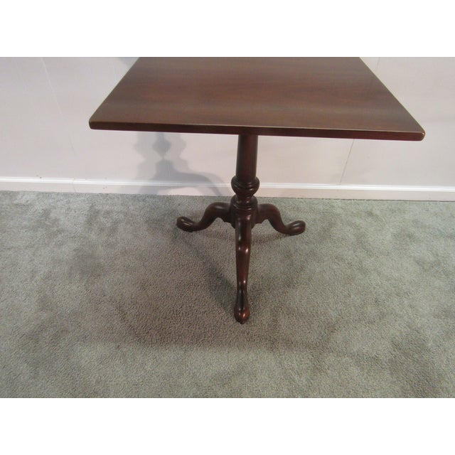 Kittinger Kittinger Williamsburg Adaptation Solid Mahogany Lamp Table For Sale - Image 4 of 6