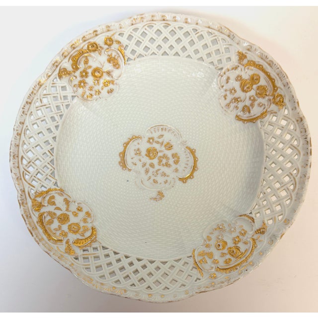 Meissen Marcolini-Period Reticulated Porcelain Plate, Circa (1774–1814) For Sale - Image 17 of 18