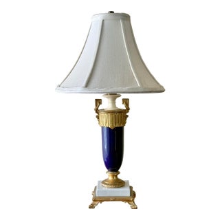 Late 20th Century French Sèvres Style Porcelain and Gold Table Lamp With Shade For Sale