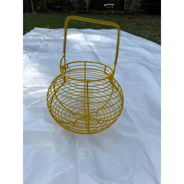 Mid-Century Modern Mid-Century Yellow Egg Wire Basket With Handle For Sale - Image 3 of 6