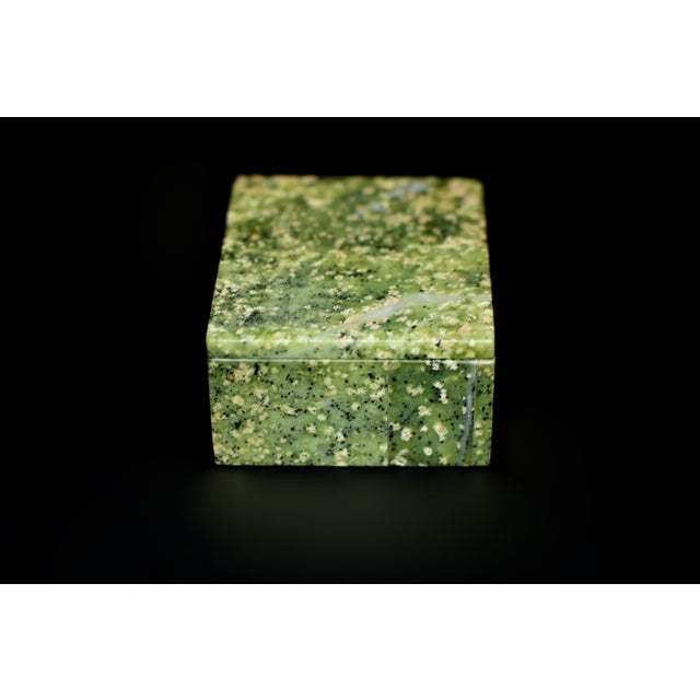Set of Three Mini Gemstone Boxes Natural Onyx Serpentine Italian For Sale - Image 16 of 17