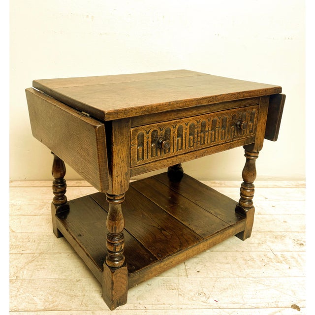 Side table with wings in elm and oak wood in the Spanish Castilian style. Beautiful small side table with side wings. A...