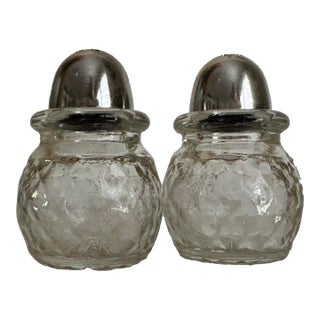 Vintage 1950s Diamond Pattern Round Glass Salt & Pepper Shakers- Set of 2 For Sale