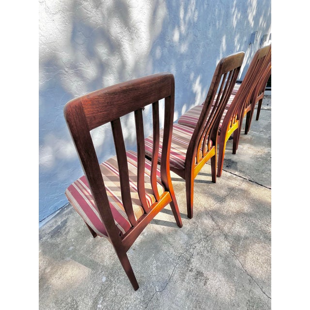 Mid Century Modern Teak Dining Chairs | Set of Five by Benny Linden For Sale - Image 4 of 12