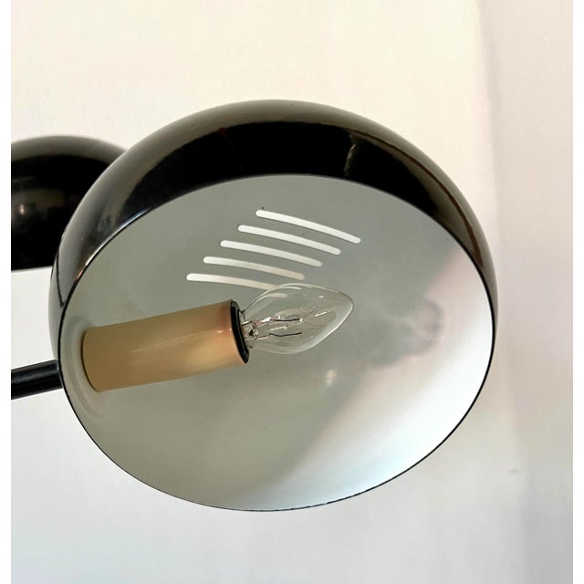 Serge Mouille 1980s Post-Modern Eyeball Black Metal Multi-Arm Adjustable Task Lamp For Sale - Image 4 of 9