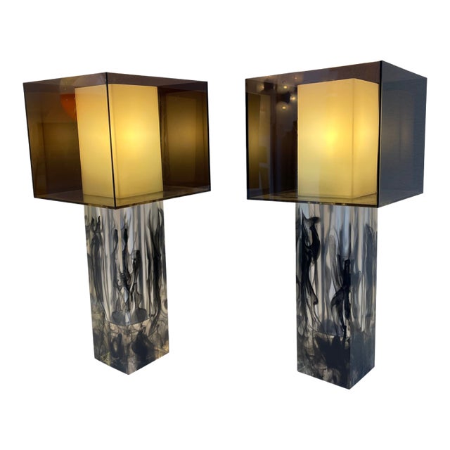 1990s Pair of Lucite Cube Table Lamps For Sale