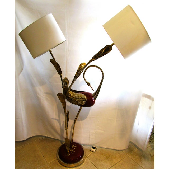 1980s Rare Antonio Pavia Brass and Red Lacquered Wood Stork Floor Lamp Circa 1980s For Sale - Image 5 of 17