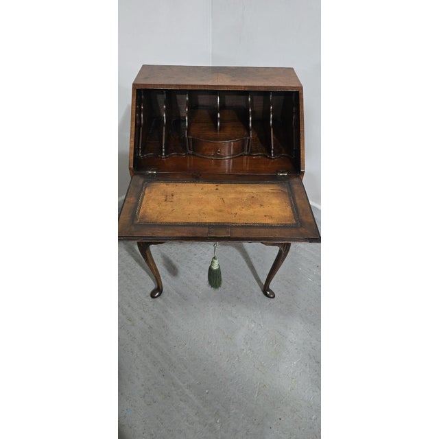Queen Anne Burr Walnut Bureau For Sale - Image 9 of 15