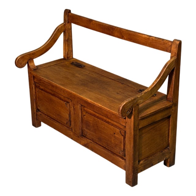 Antique Chest in Chestnut, 1800 For Sale