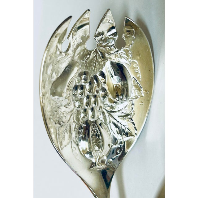 Sheffield Sheffield English Fruit Embossed Silver Plate Serving Tongs For Sale - Image 4 of 6
