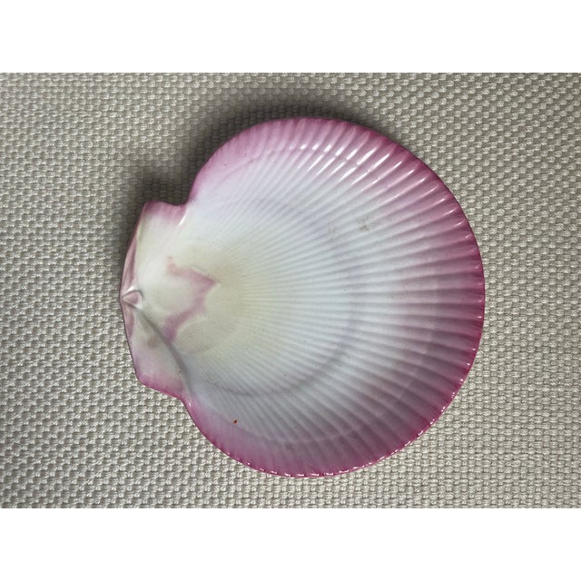 Hollywood Regency Wedgwood Nautilus Pearlware Scallop Plate For Sale - Image 3 of 3