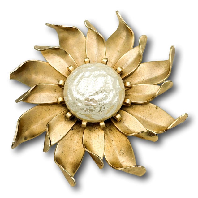 Mid 20th Century Vintage Gold Tone Sunburst Flower Brooch With Faux Pearl For Sale - Image 5 of 8