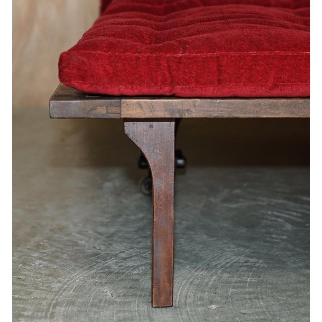 Antique William IV Hardwood Chesterfield Chaise Lounge, 1830 For Sale - Image 18 of 18