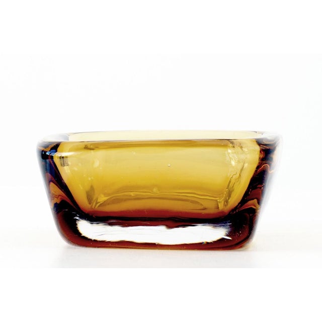 Vicke Lindstrand Swedish Bowl by Vicke Lindstrand for Kosta, 1950s For Sale - Image 4 of 9