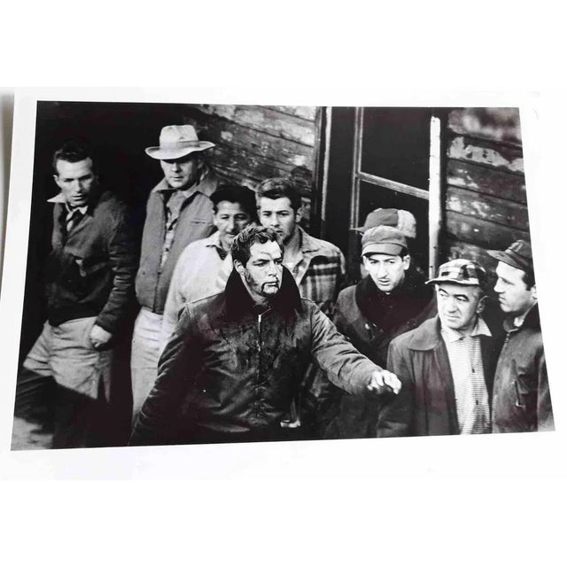 Elliott Erwitt, Marlon Brando, Photograph, 1950s For Sale - Image 3 of 3