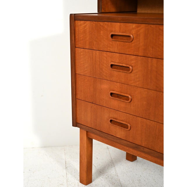 Small Scandinavian Teak Bookcase, 1960s For Sale - Image 6 of 9