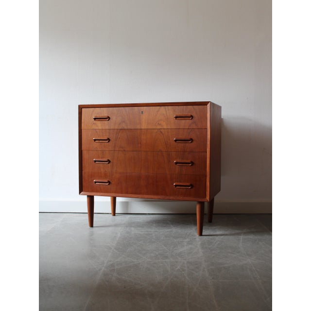 Mid-Century Modern Vintage Danish Chest of Drawers in Teak, 1960s For Sale - Image 3 of 10