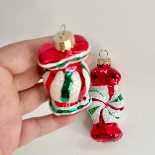 2000 - 2009 Glass Candy Christmas Ornaments, Set of 2 - Wrapped Peppermint Sweets Decor For Sale - Image 5 of 10