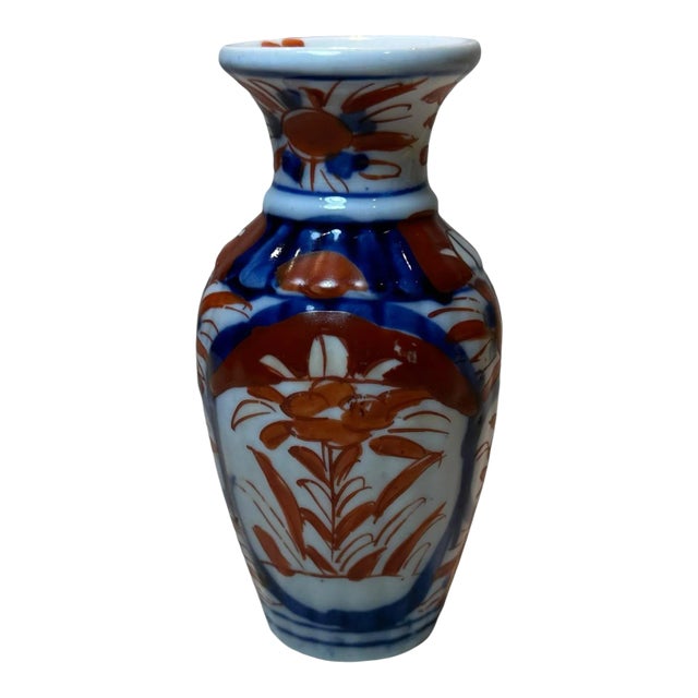 19th Century Small Imari Urn For Sale