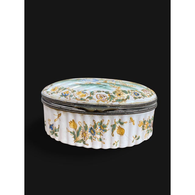 Antique French Moustiers Faience Jewelry Box, 1700s For Sale - Image 11 of 14