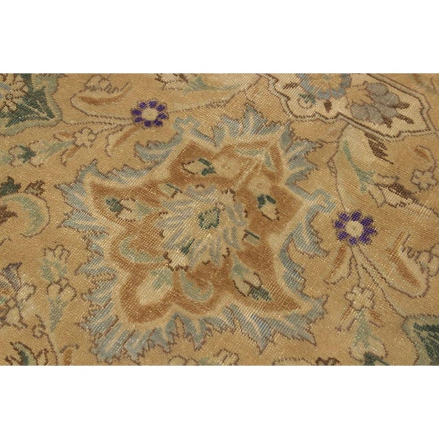 Retro Vintage 1990's Tan/Gray Wool Rug - 8'11'' X 12'9'' For Sale - Image 4 of 10