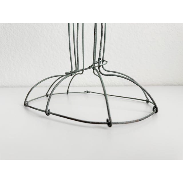 16" Wire Bust in the Style of Alexander Calder, Late 20th Century For Sale - Image 13 of 14